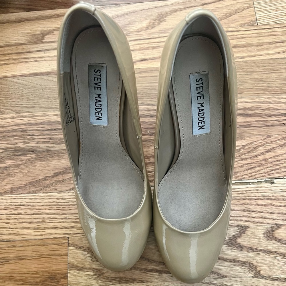Steve Madden Remedy Heels sz 6.5